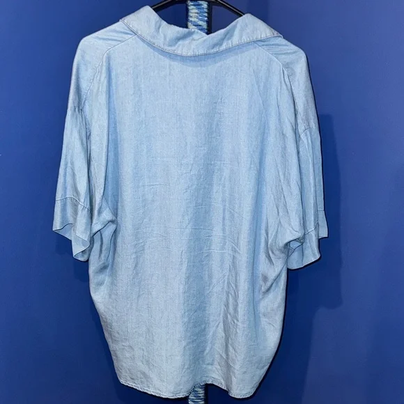 Rachel Roy-NWOT Light Blue Denim Wrap Blouse Size Medium - Picture 3 of 17